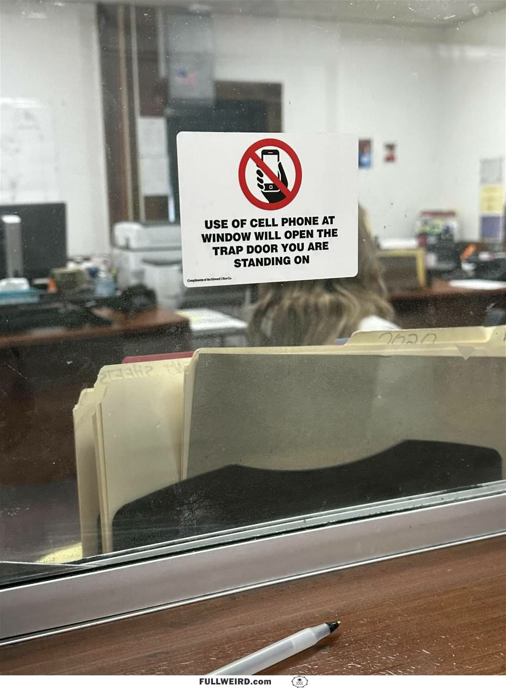 Do Not Use The Cell Phone Here